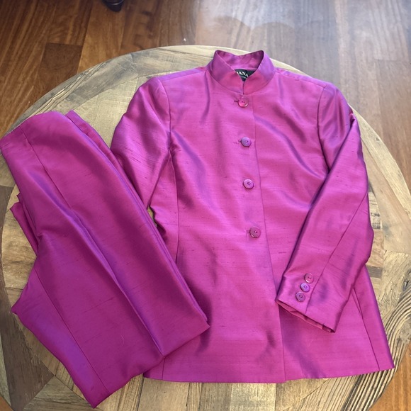 Dana Buchman Pants - Dana Buchman Women's Silk Magenta 2-piece Pant Suit Vintage Size 4